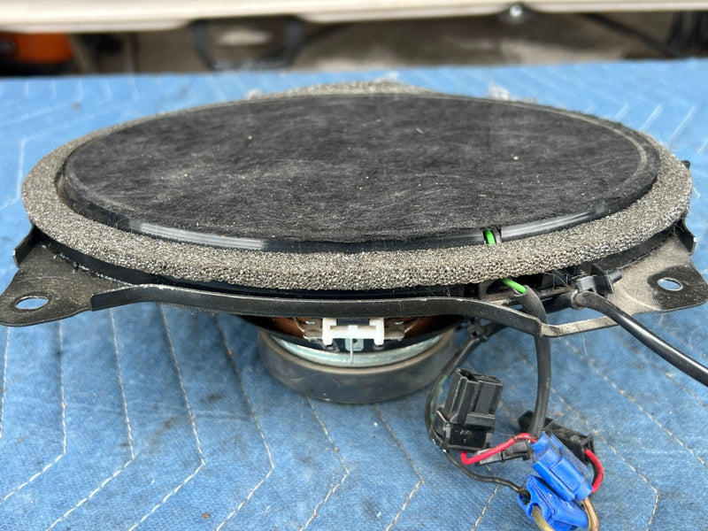 2002-2006 Toyota Camry Rear LH RH Radio Speaker JBL 86160-AA400 OEM #101DU