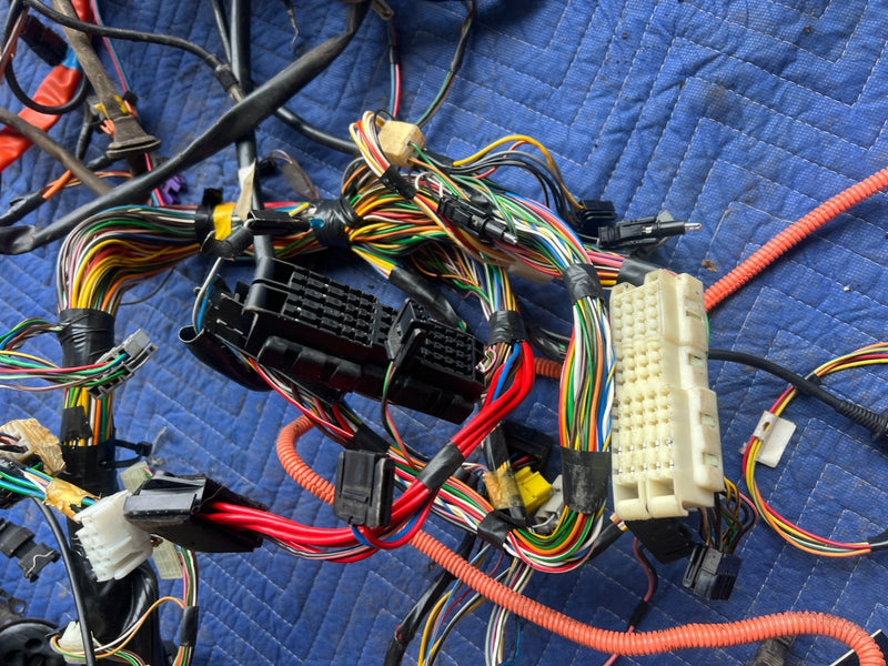 1992-1995 Volvo 940 740 Complete Engine Bay & Body Wiring Harness OEM #3292EM