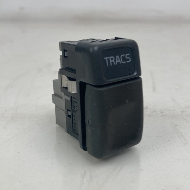 1998-2000 Volvo V70 Traction Control Switch Button 9162953 OEM #5164M