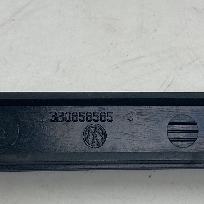 2001-2005 Volkswagen Passat Blank Radio Cover Black OEM #5545M
