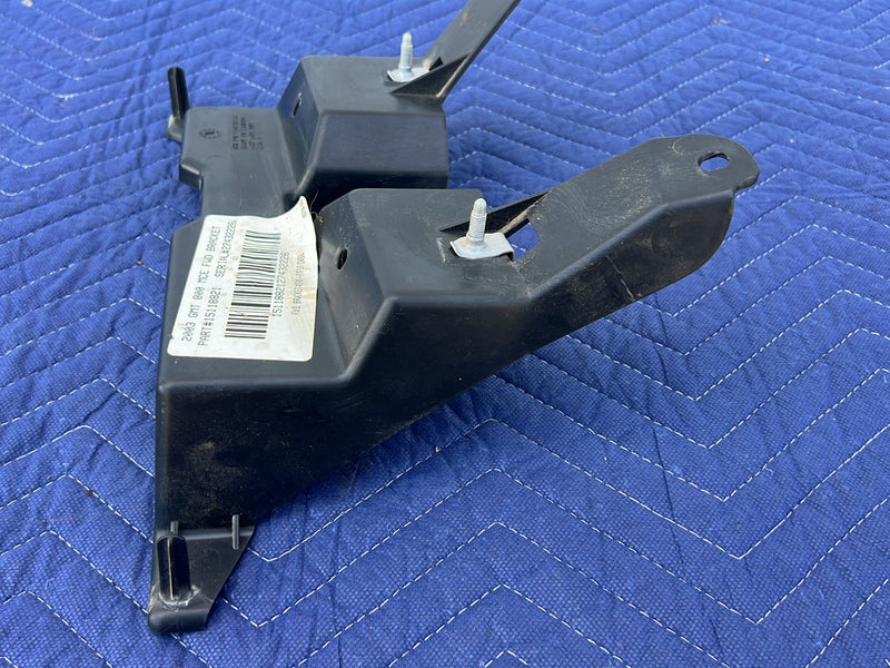 Chevrolet Silverado - Center Console Trim PN: 15118821 15070338