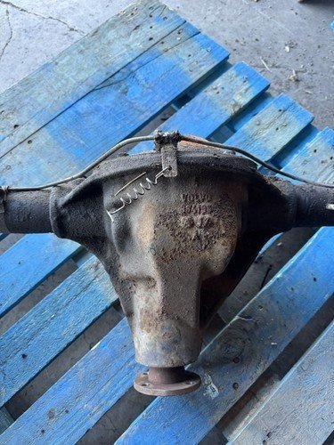 1975-1982 Volvo 240 Rear Axle Differential Assembly Manual Trans OEM #4400E