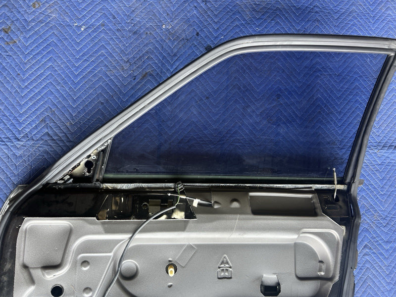 1998-2003 Jaguar XJR XJ X308 Passenger Right Front Door Black Sedan OEM #4756E