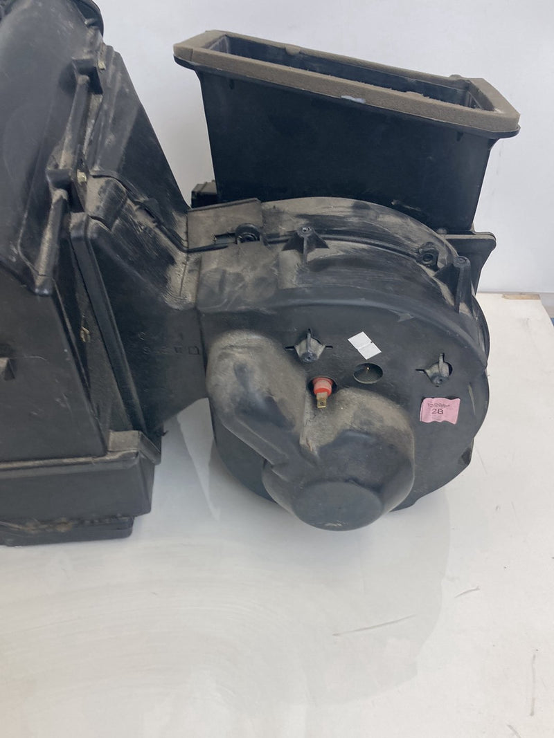 1995 Chevrolet Silverado GMT800 - HVAC Box PN: 15530579