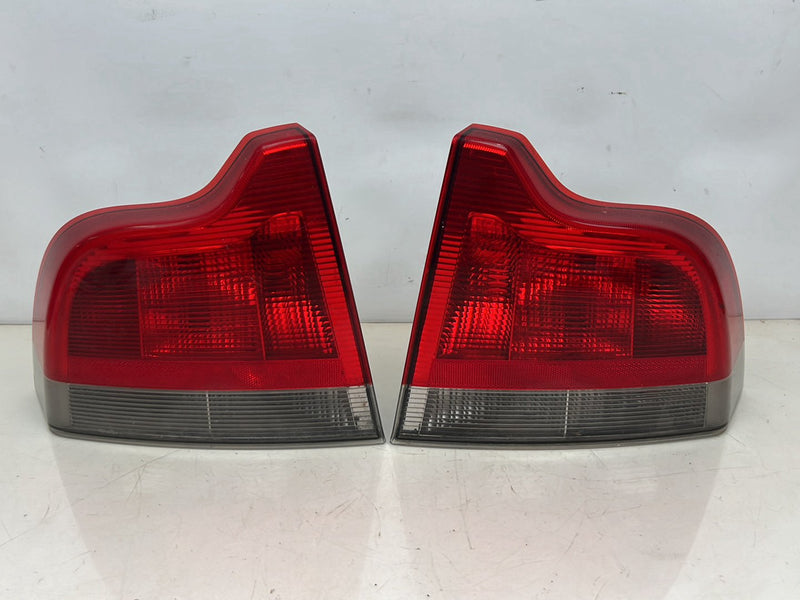 2001-2004 Volvo S60R S60 Right & Left Rear Tail Light Assembly Pair OEM #5772EM