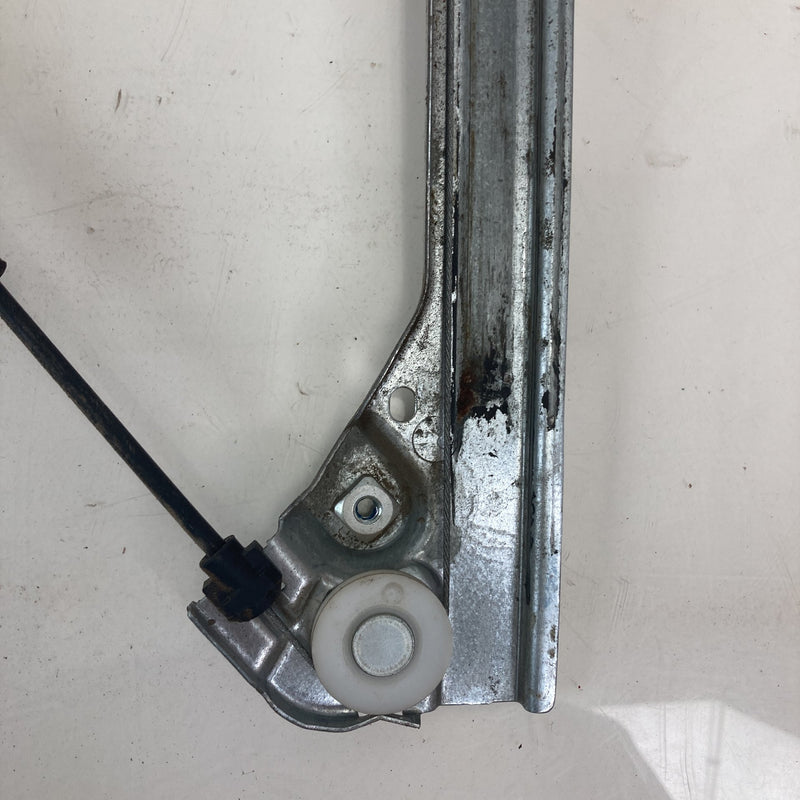 2014-2020 Chevrolet Silverado 1500 Front Right Window Regulator OEM #5580M