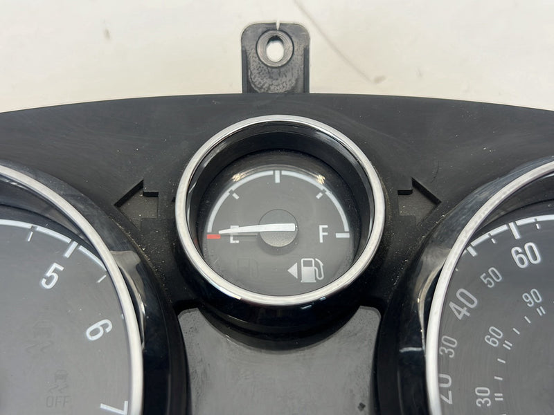 2012 Chevrolet Captiva Sport - Gauge Cluster PN: 22817726