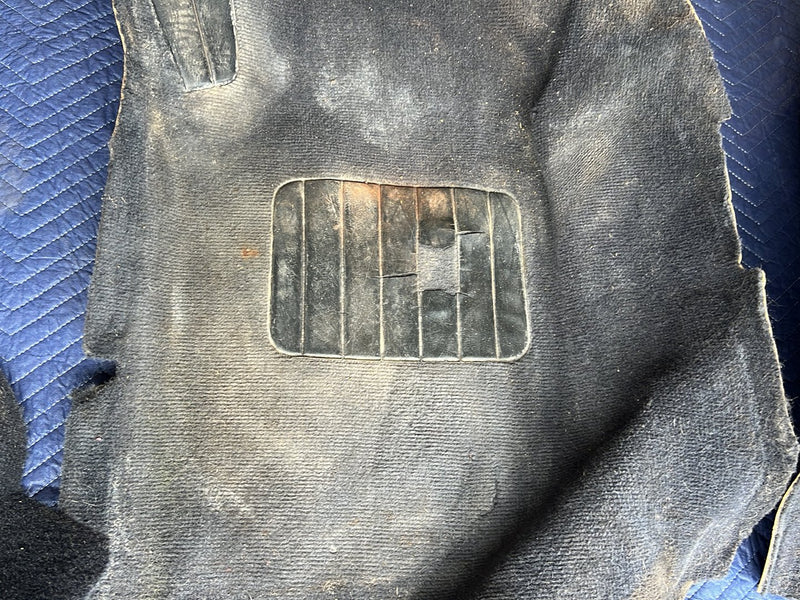 1990-1992 Volvo 740 745 940 Wagon Only Molded Carpet Set Black OEM #6001EM