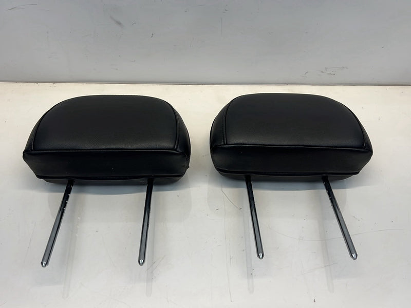 2012 Chevrolet Captiva Sport - Headrest