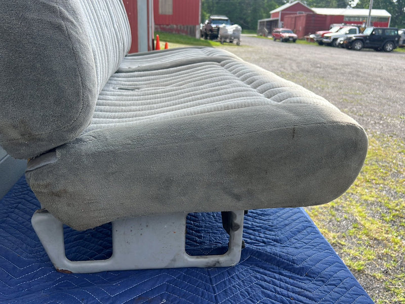 Chevrolet Silverado - Seat Front Pair