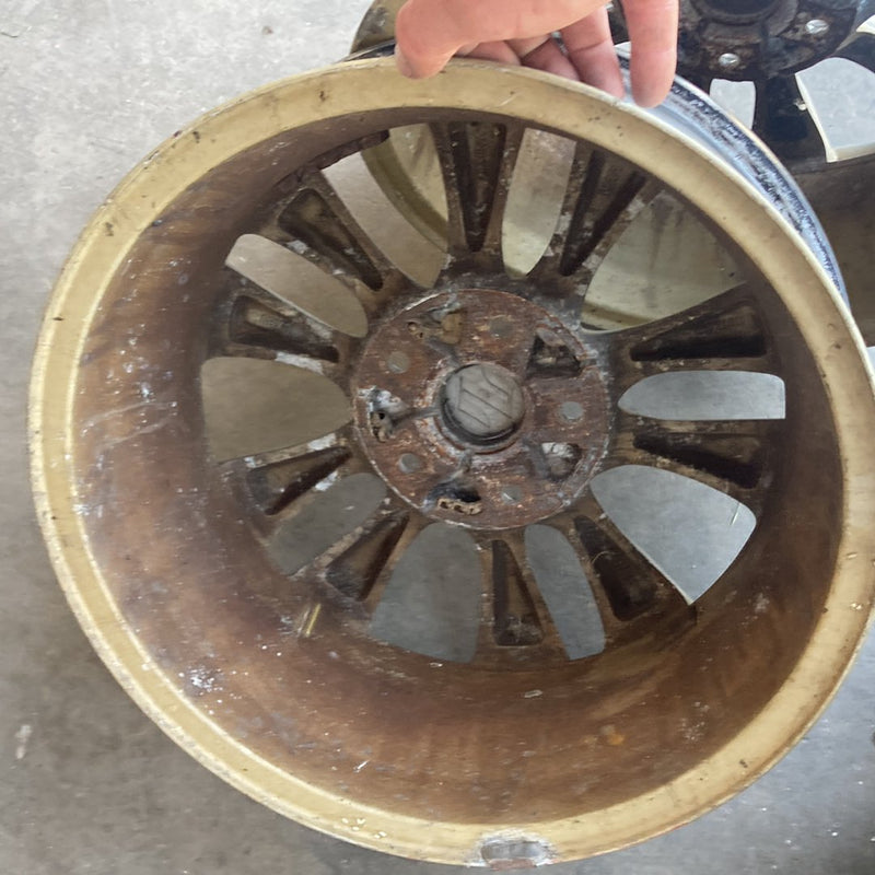 2013 Suzuki SX4 GY Wheel Set of 4 Aluminum 16x6 Twin Spoke 12081503 OEM #5003M