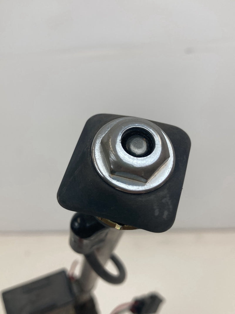 1992 Volvo 940 944 - Antenna PN: 3533343-1