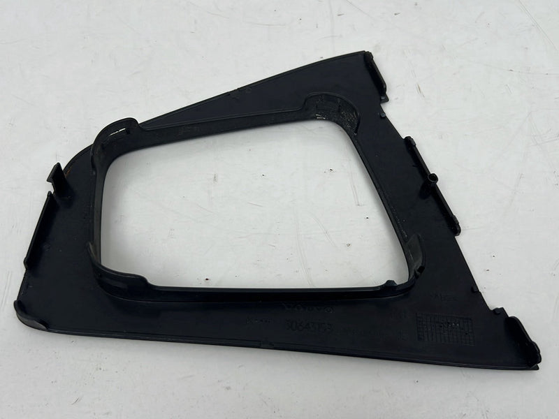 2004-2007 Volvo S60R V70R Floor Shift Shifter Surround Trim Black OEM #5740EM