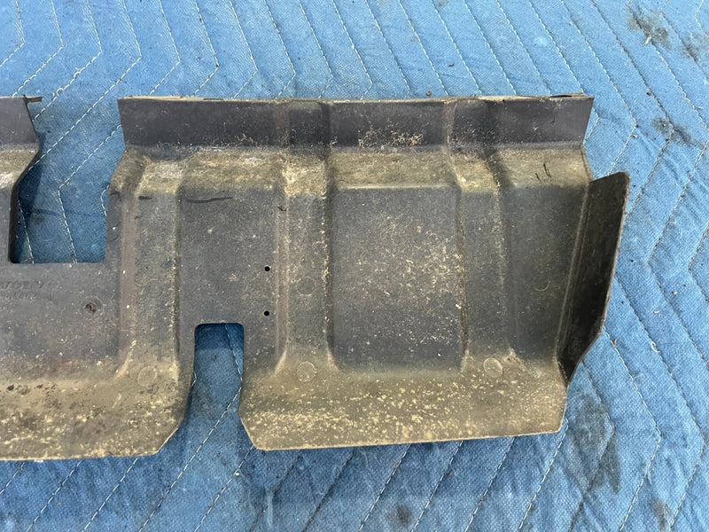 1986-1993 Volvo 240 244 245 Lower Front Bumper Air Guide Dam 1304442 OEM #4417EM