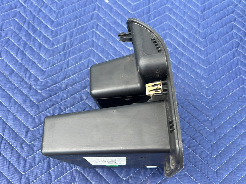 Chevrolet Silverado - Dash Storage PN: 15179649