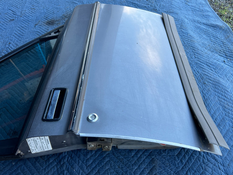 1986-1993 Volvo 240 244 245 Front Passenger Right Door Assembly Gray OEM #4369EM