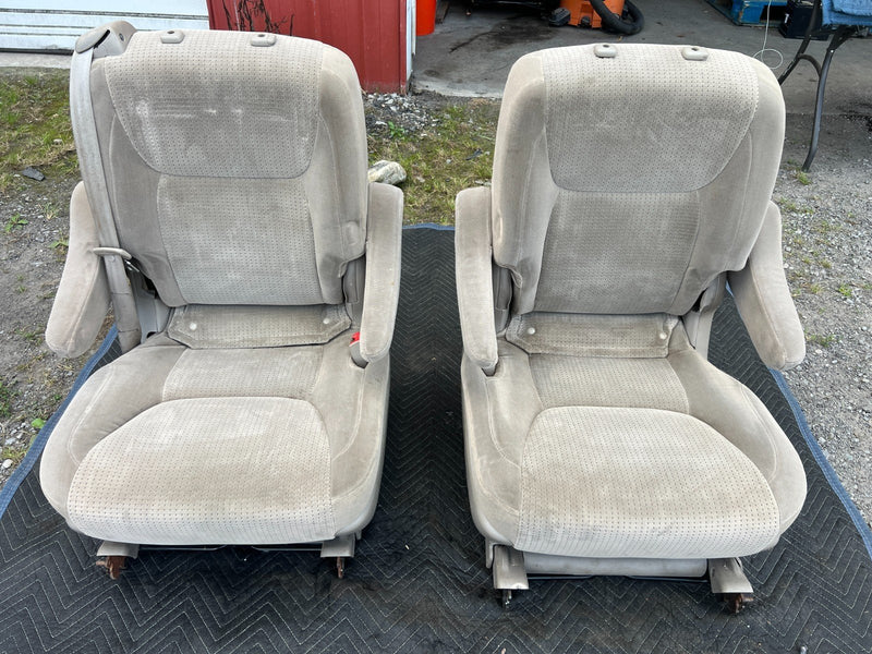 2004-2010 Toyota Sienna Rear Second Row RH & LH Cloth Seat Pair Beige OE #3627EM