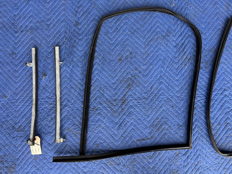 1989-1995 Volvo 740 940 Sedan Front Rear RH LH Window Track Guide Set OE #3860EM