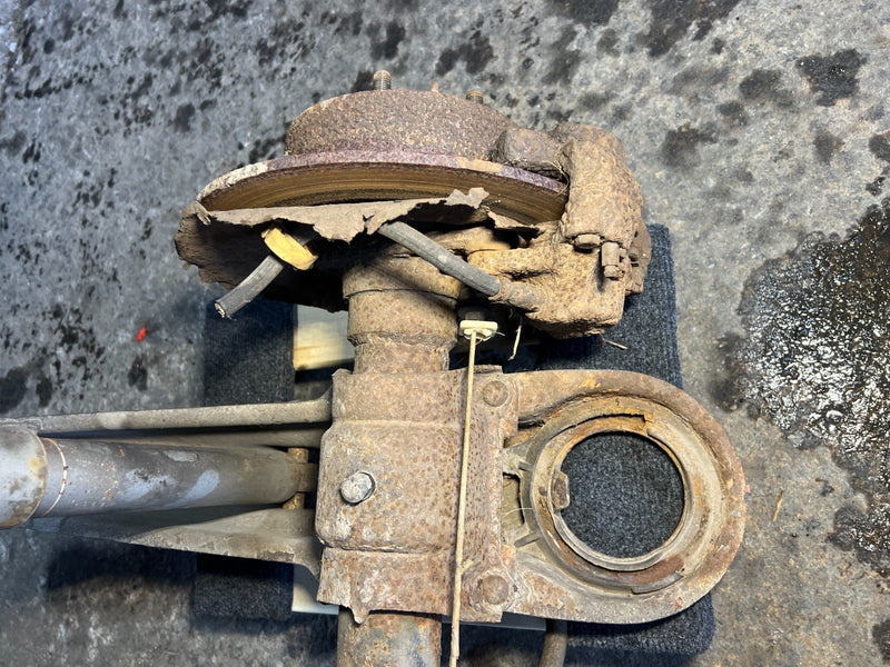 1992-1995 Volvo 940 740 Complete Rear Axle Differential Assembly OEM #3300EM
