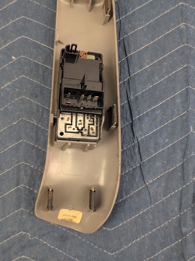 1995-2000 Chevy Silverado 1500 Power Window Switch RH Gray 15151380 OEM