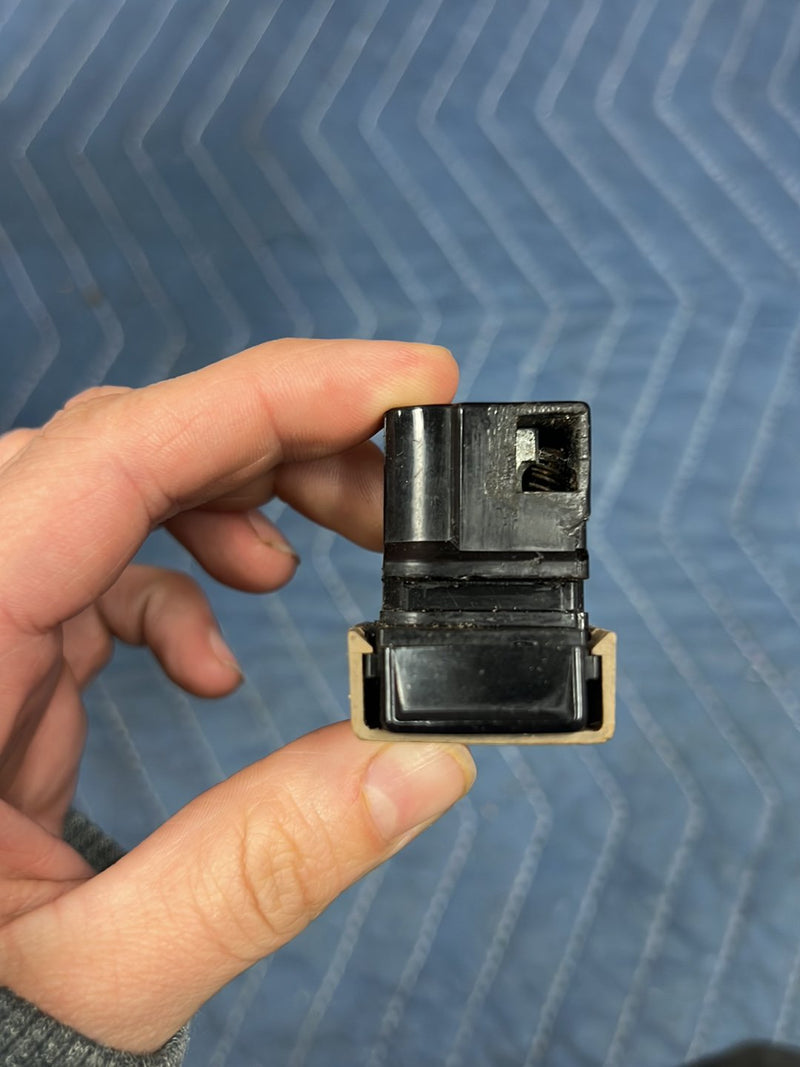 1992 Chevrolet K1500 - Glove Box Lid