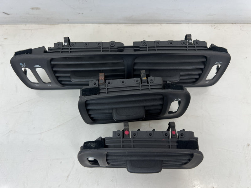 1998-2000 Volvo S70 V70 XC Right Left Dash HVAC AC Heat Air Vent Set OEM #6862EM