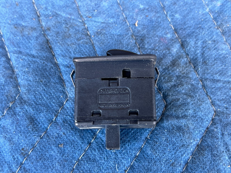 2000-2005 BMW 330xi 325xi E46 Rear Right or Left Power Window Switch OEM #4791EM