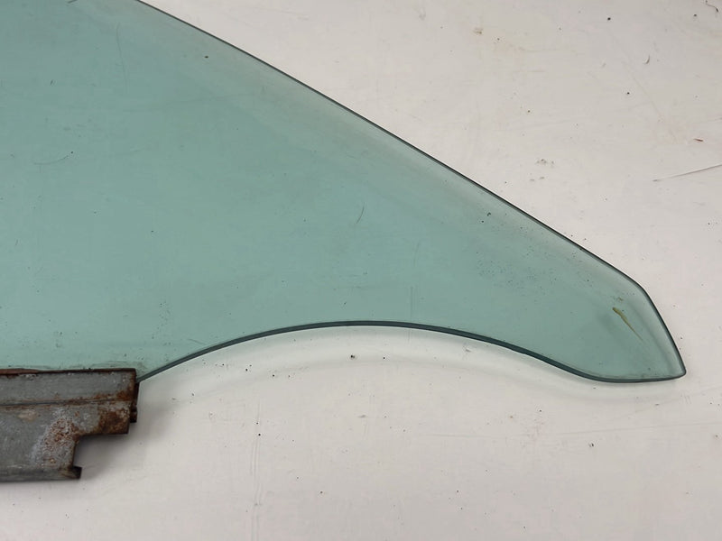 1976-1979 Cadillac Seville Front Passenger Right Window Glass OEM #5595EM