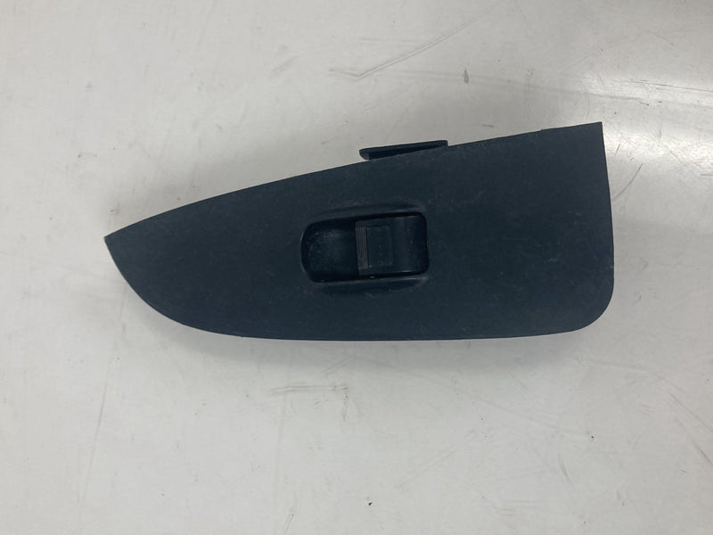 2002-2004 Honda CR-V RD2 Power Window Switch Rear Right OEM #5107M