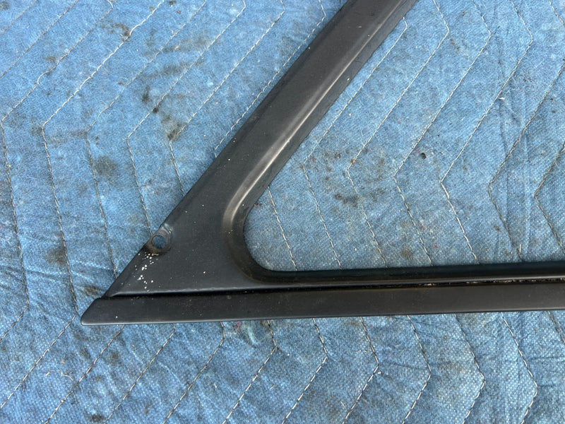 1986-1993 Volvo 240 244 Sedan Left Right Exterior Quarter Window Trim OE #4385EM