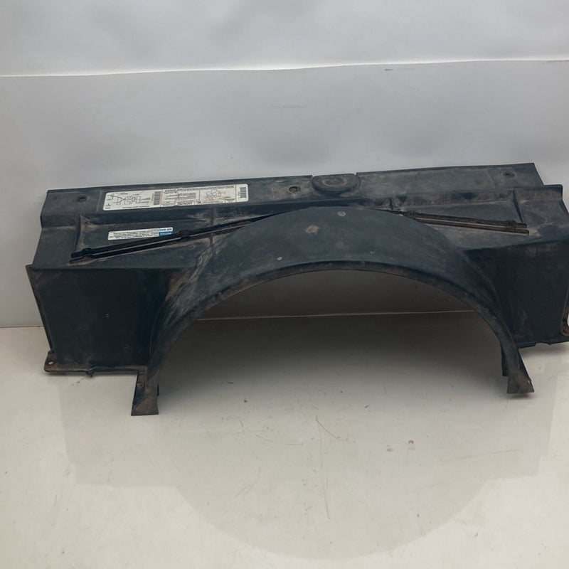 1996 Chevrolet Silverado GMT800 - Fan Shroud PN: 15977311