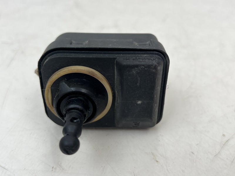 2005-2007 Volvo S60R V70R Headlight Adjuster Aim Level Sensor OEM #6800EM