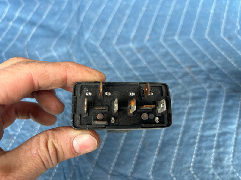 1983-1985 Porsche 944 Fog Lamp Light Relay Switch 94461522300 OEM #2530EM
