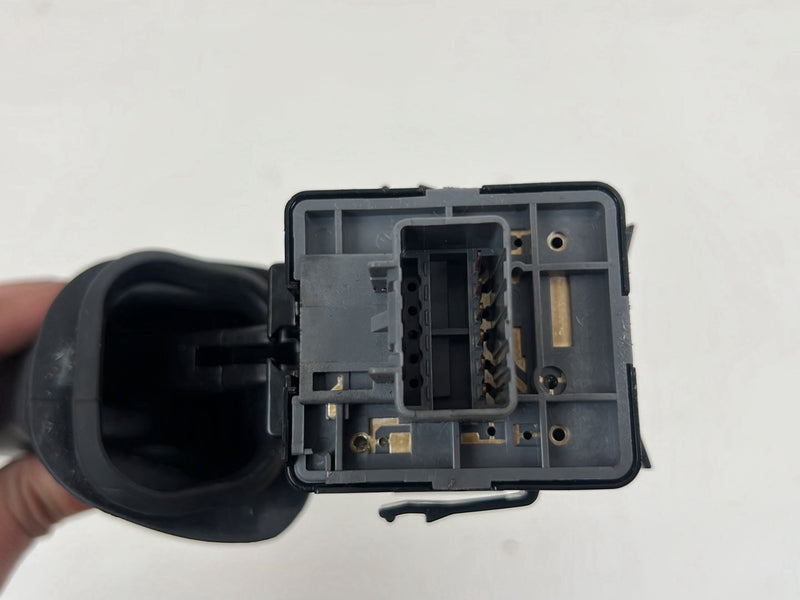 2012 Chevrolet Captiva Sport - Headlight Turn Signal Stalk