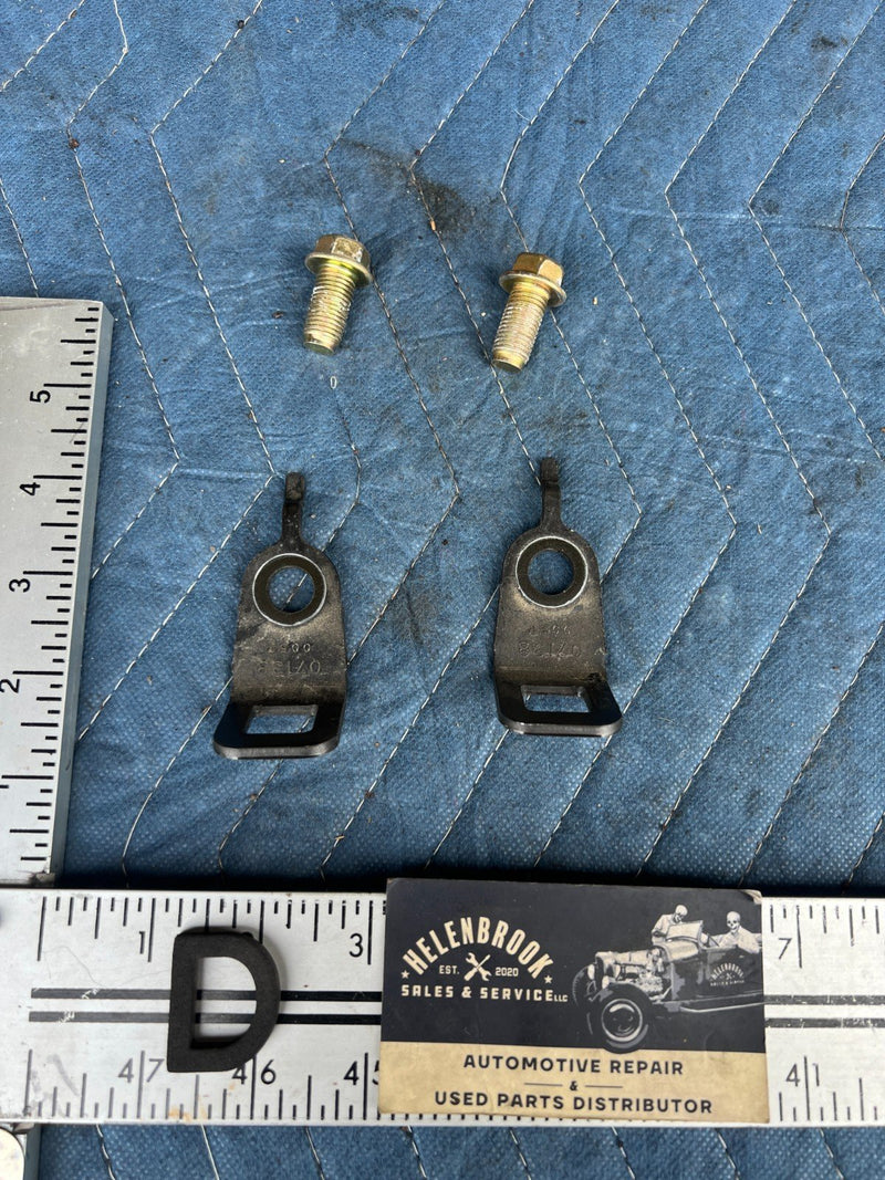 2002-2006 Toyota Camry Package Tray Deck Restraint Latch Anchor OEM #133DU