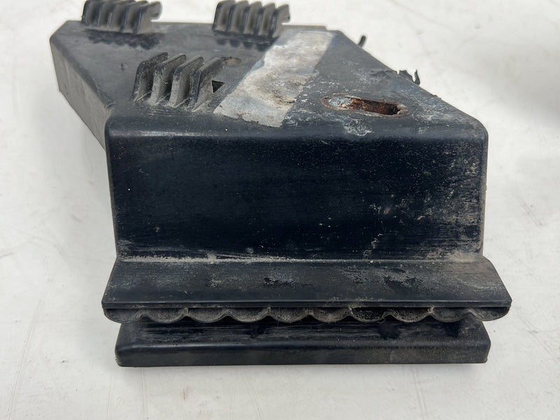 1996-2003 Audi S8 D2 A8 Rear Left & Right Bumper Mount Bracket Pair OEM #6562EM