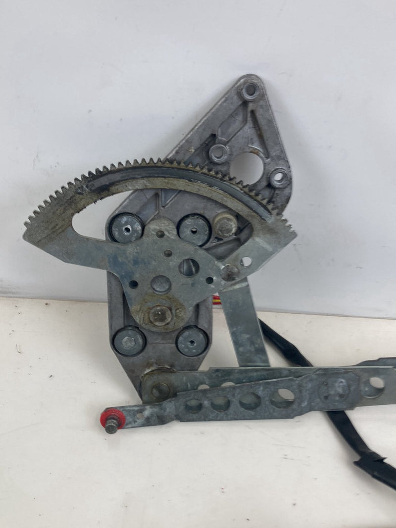 1986-1993 Volvo 240 244 Window Regulator Passenger Rear Bosch 1315023 OEM #4877M