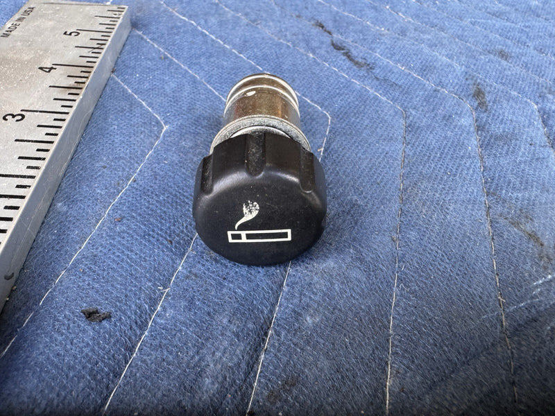 1986-1993 Volvo 240 244 245 Center Dash Cigarette Lighter Insert OEM #4944E