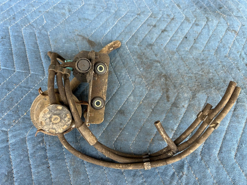 1985-1988 Suzuki Samurai SJ413 Vacuum Switch OEM