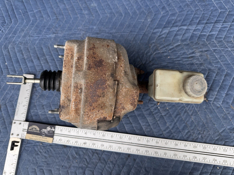1986-1993 Volvo 240 244 245 Brake Booster & Master Cylinder Assembly OEM #4907E