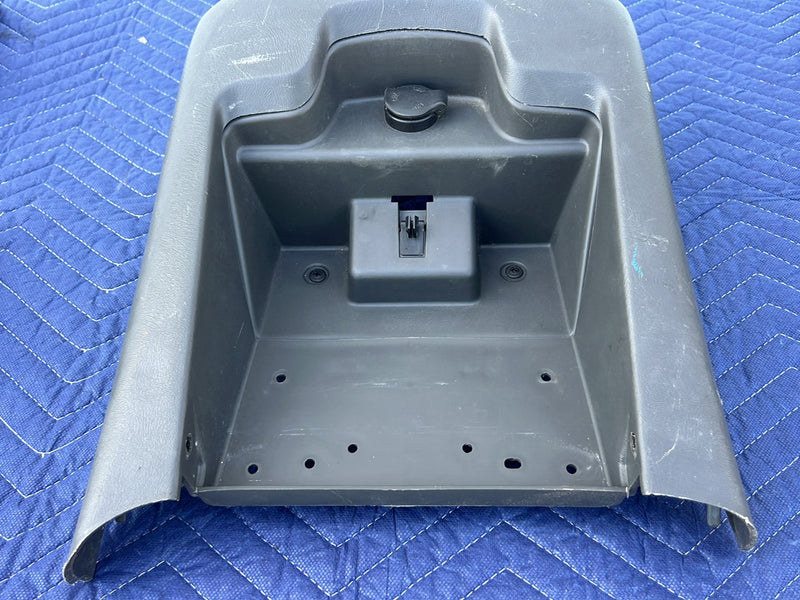 Chevrolet Silverado - Center Console PN: 15070570 15070488 15767145