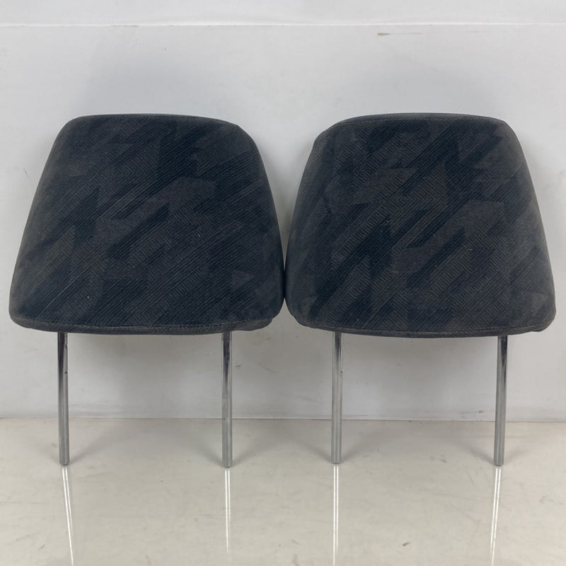 2002-2004 Honda CR-V RD2 Headrest Front Left Right Pair OEM #5094M