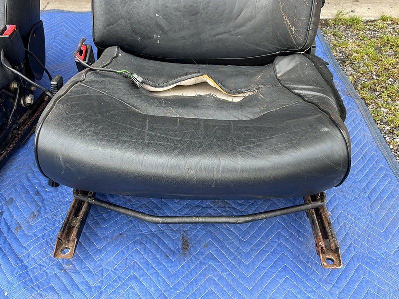 1990-1992 Volvo 740 745 940 Front Left Right Seat Pair Black Leather OEM #5998EM