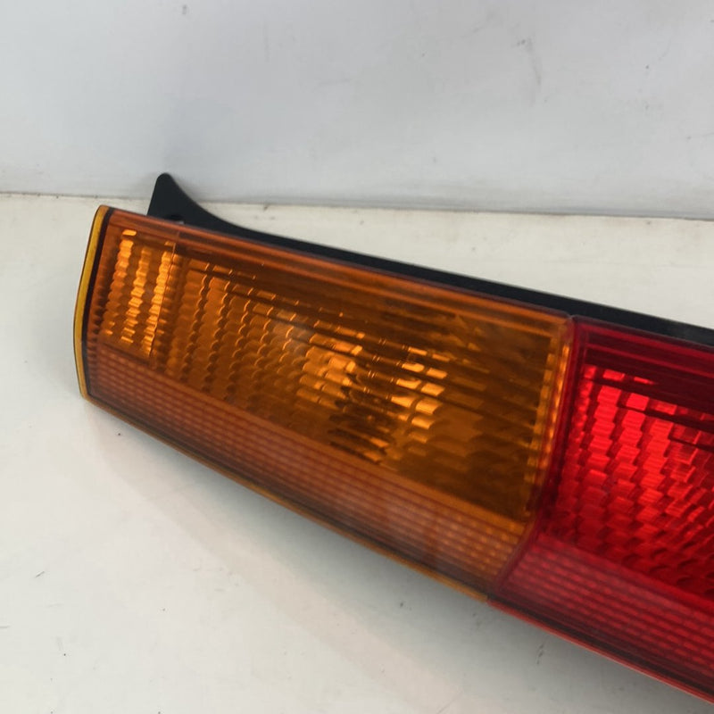 2002-2004 Honda CR-V RD2 Tail Light Left 3355A-SCA-A000 OEM #5100M