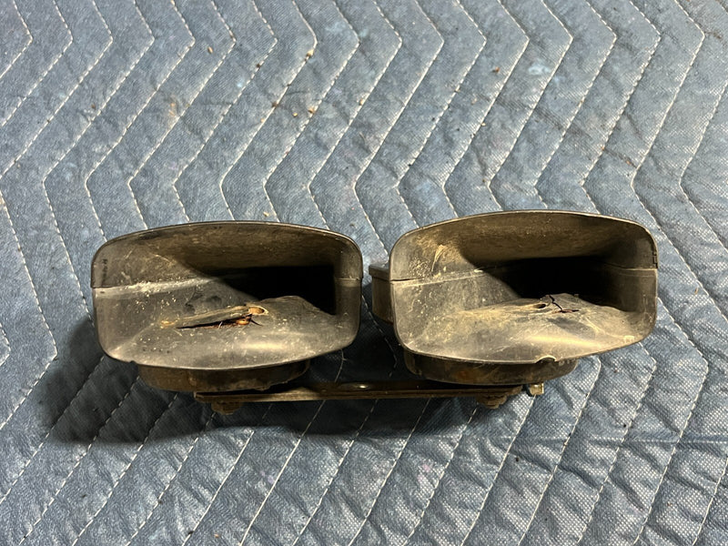 1983-1985 Porsche 944 Type TR129 High & Low Pitch Horn Signal Alarm OEM #2480EM