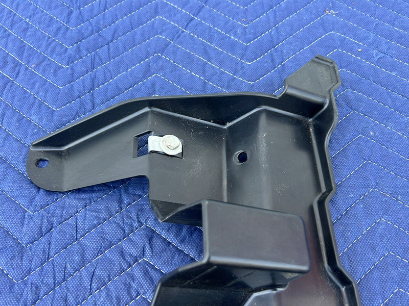 Chevrolet Silverado - Center Console Trim PN: 15118821 15070338