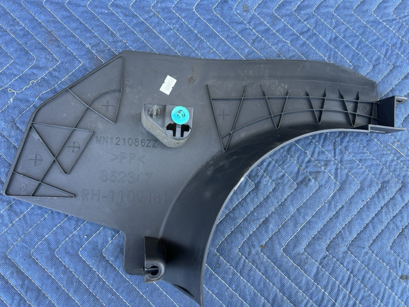 2006-2012 Mitsubishi Eclipse Front Kick Panel Place LH RH mn121086zz OEM #3502M