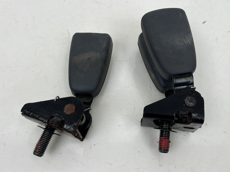 2004-2007 Volvo S60R S60 Sedan Rear Seat Belt Buckle Set of 3 OEM #5816EM