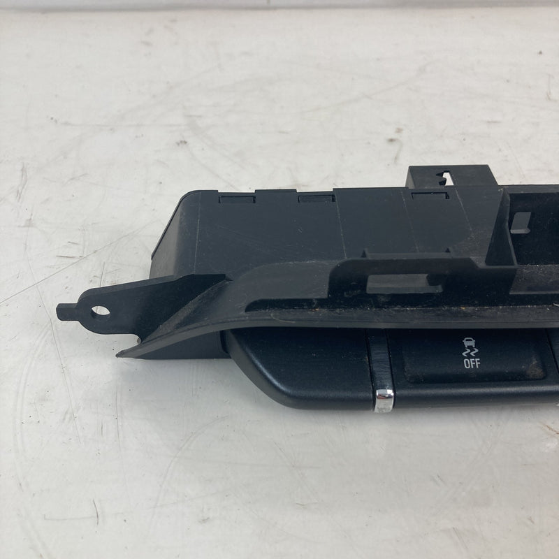 2014-2018 Chevrolet Silverado 2500 Traction Control Switch 23143515 OEM #5589M