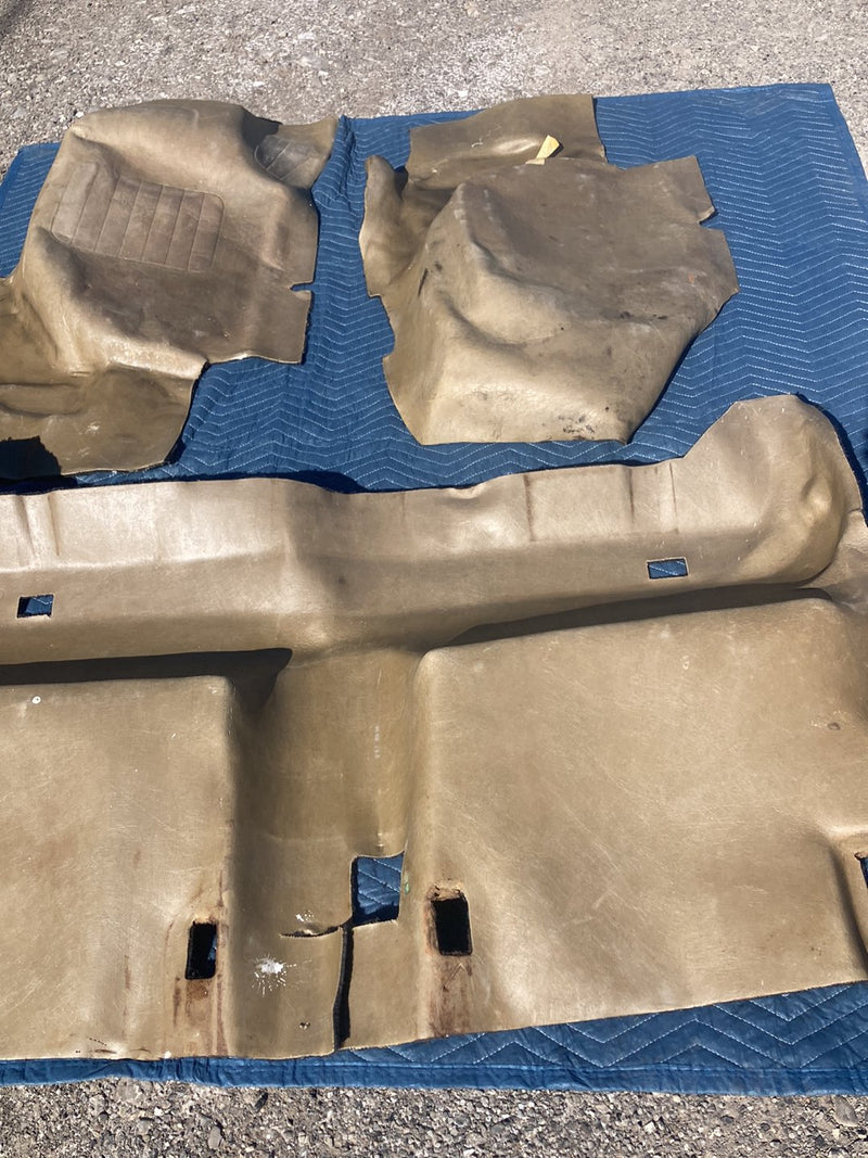 1992 Volvo 940 944 - Molded Carpet Set